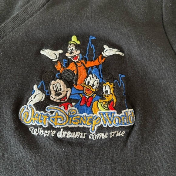 Walt Disney World Top size Medium - Picture 3 of 5